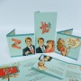 Trouwkaarten in fifties tekenstijl, verkrijgbaar met bijpassende enveloppen, menukaarten en RSVP-kaartjes. 
http://www.kaartencollectie.be/nl/trouwkaart-fifties-695.htm
