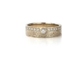 Prijs: 1480 euro 
18kt champagne wit goud en 12 x 0.01 cts en 1 x 0.05 cts diamant